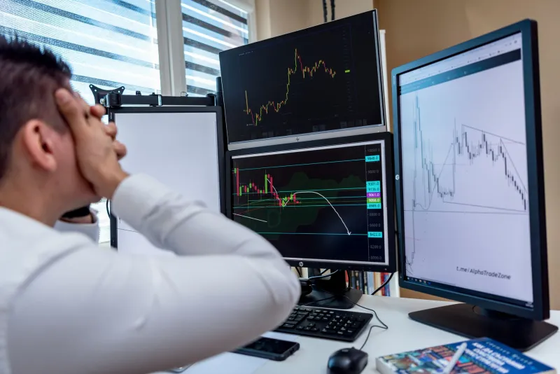 Hardship as Teacher, Overconfidence as Thief: Why Crypto Traders Forget What Their Worst Trades Taught Them